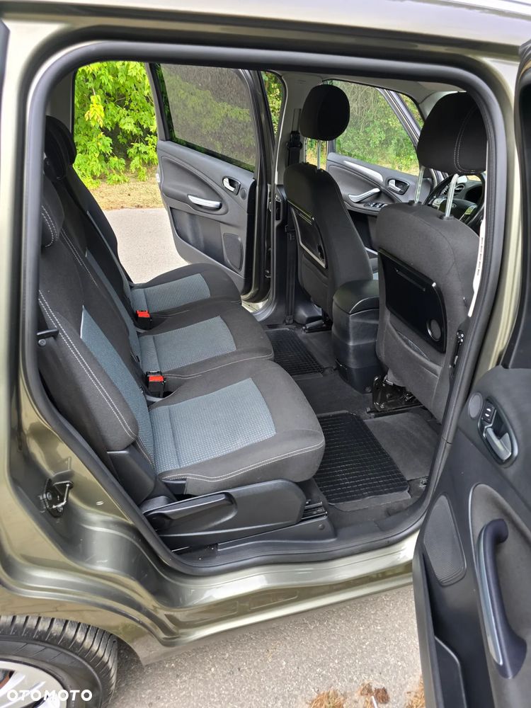 Ford Galaxy 2.0 TDCi Ghia - 22