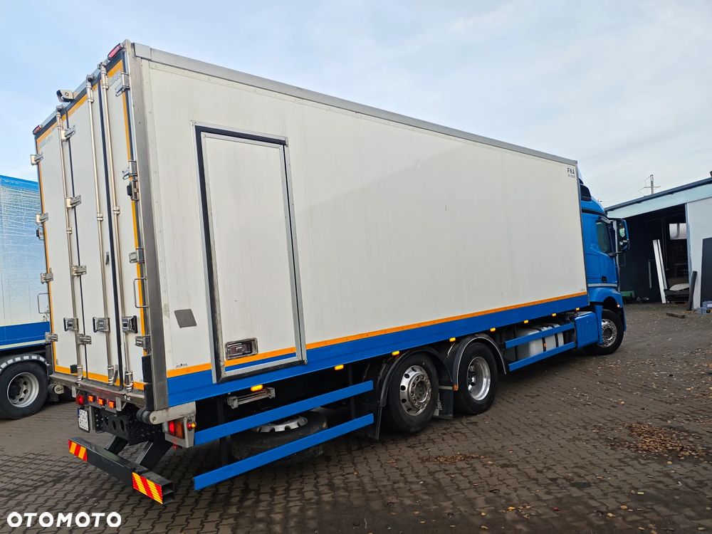 Mercedes-Benz ACTROS * ANTOS *  izoterma*kontener * napojówka*przewierty sterowane *chłodnia *kurier - 10