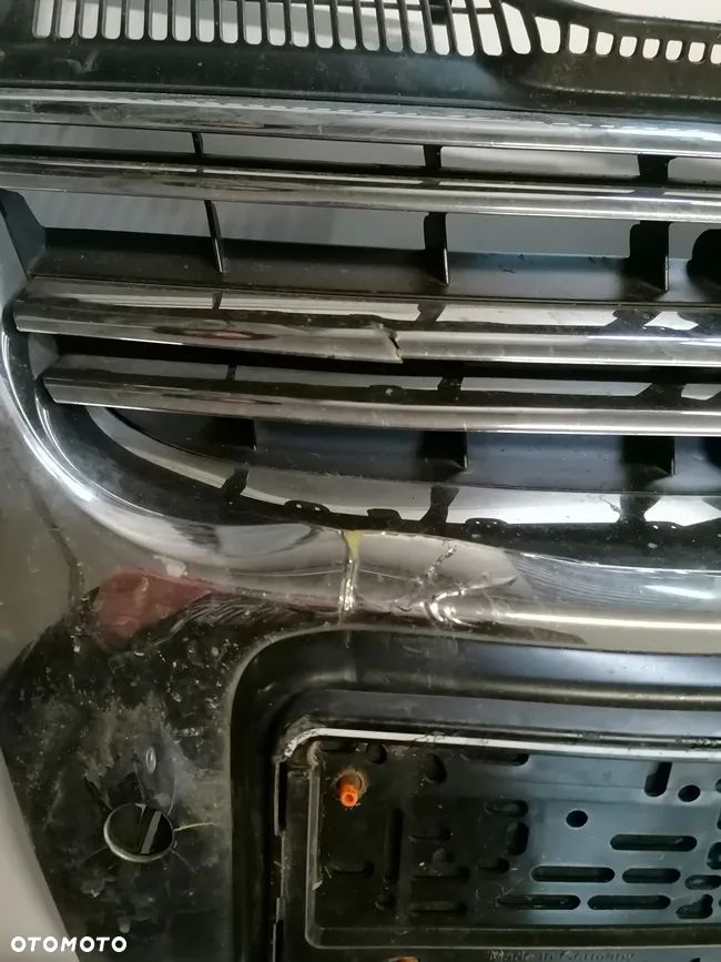 VW GOLF V KOMBI 09r GRILL ATRAPA KRATKA ZDERZAKA - 2