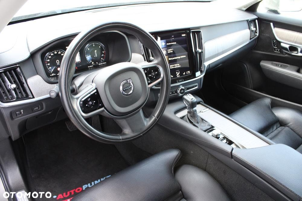 Volvo V90 - 12