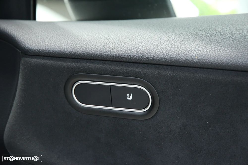 Mercedes-Benz A 180 d AMG Line Aut. — fotografia 5
