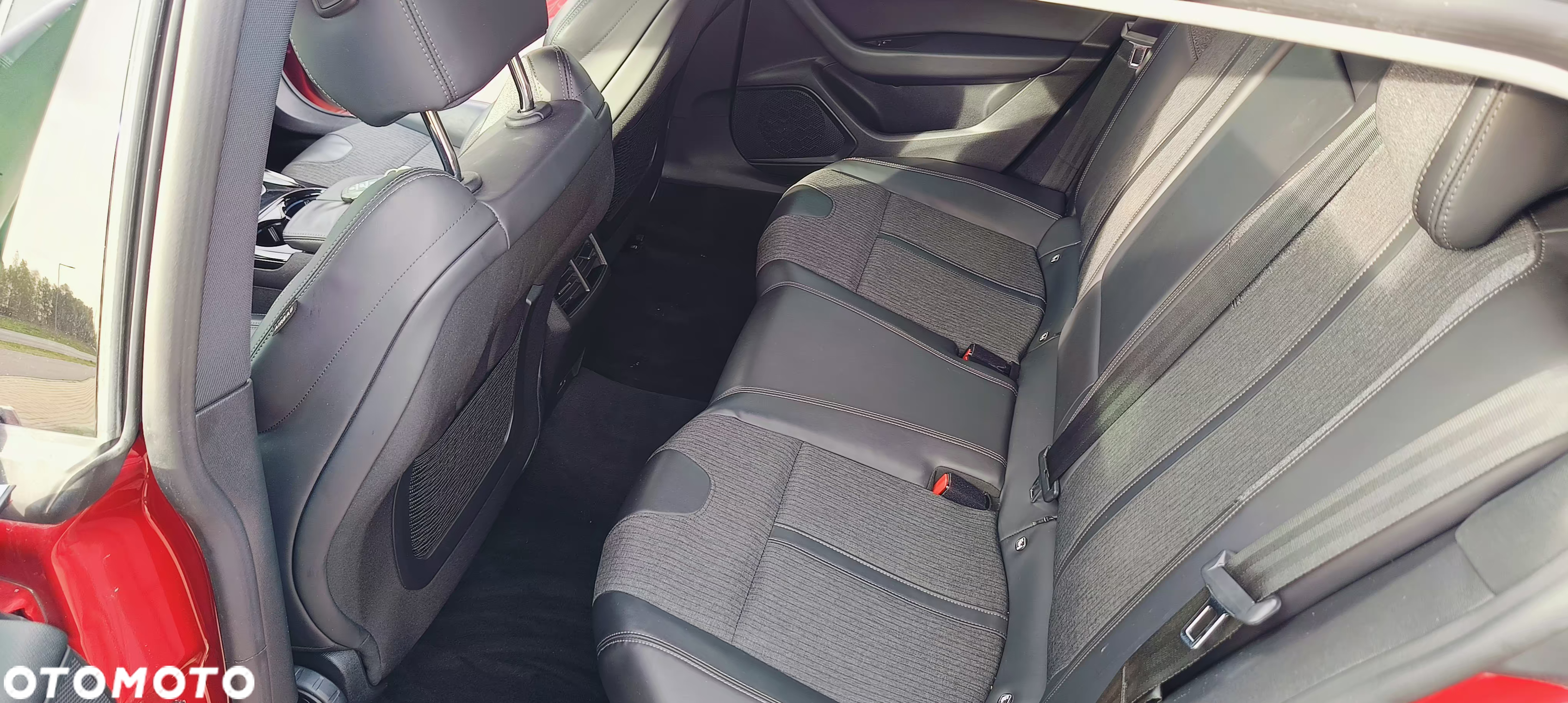 Peugeot 508 SW BlueHDi 130 Active Business-Paket - 16