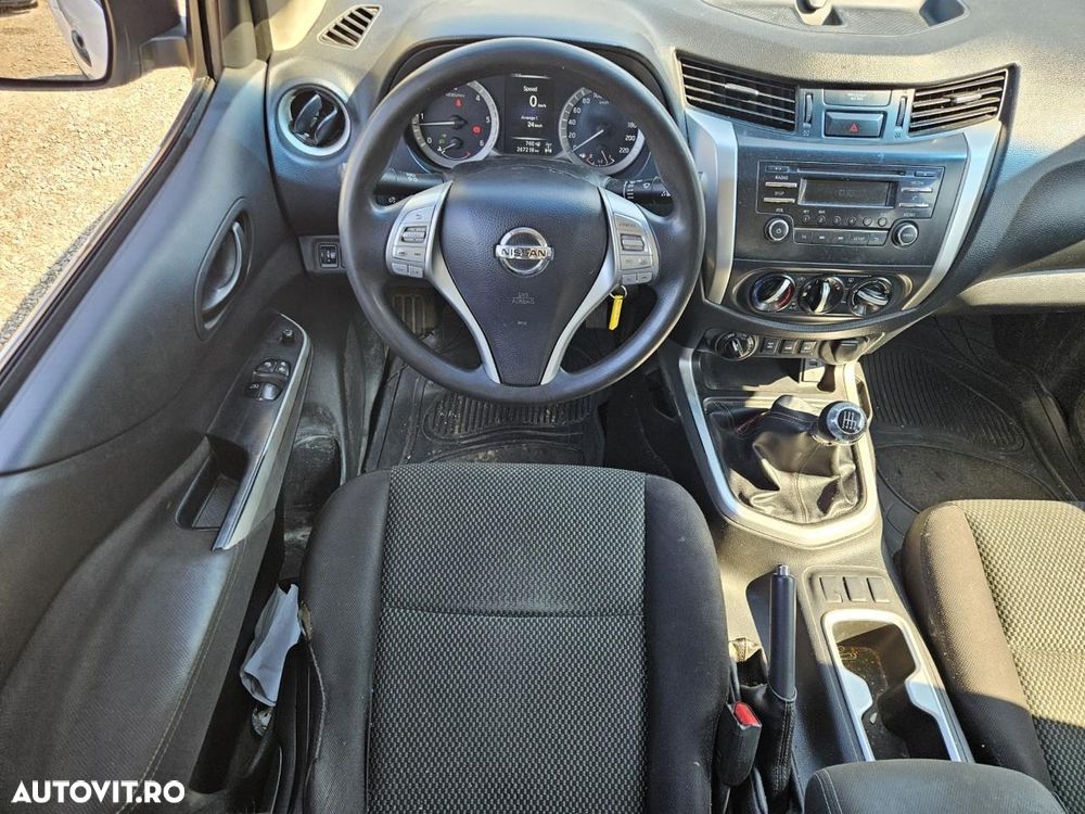 Nissan Navara 2.3 dCi Double Cab Acenta - 9