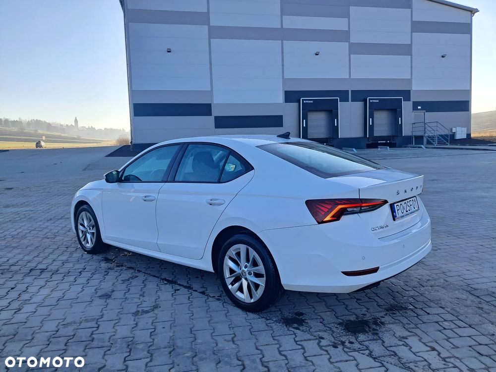 Skoda Octavia 2.0 TDI Ambition - 4