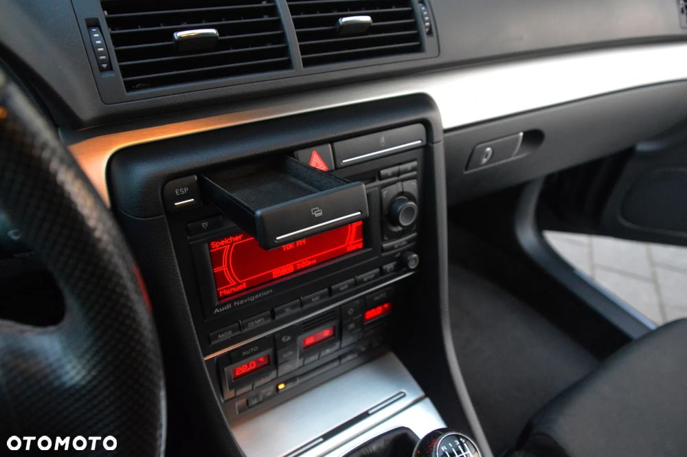 Audi A4 Limousine 2.0 T FSI quattro - 34