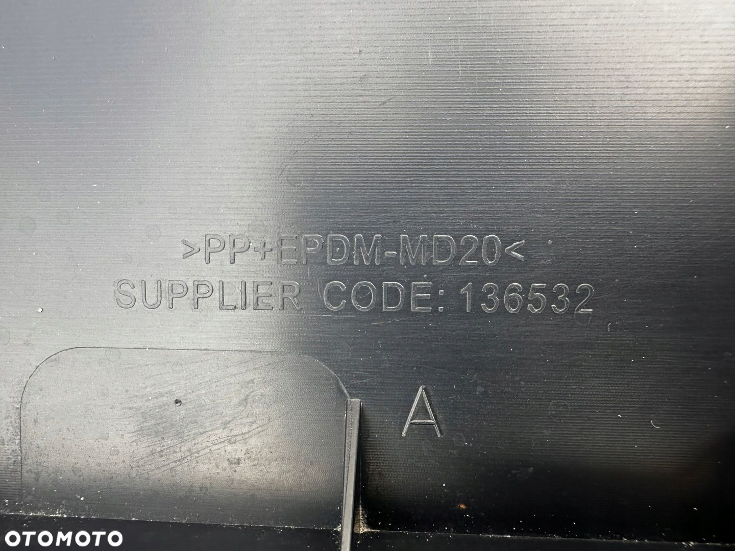 TESLA MODEL 3 III OSŁONA PŁYTA pod ZDERZAK PRZÓD 1084174-00-D 17- - 7