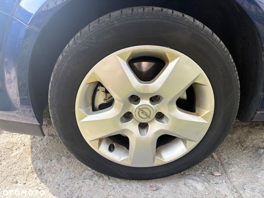 Opel Astra 1.9 CDTI Enjoy - 11