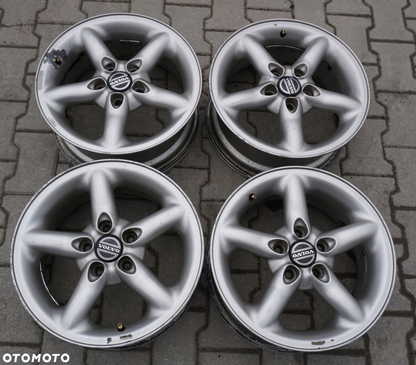 Ford Volvo 16" 5x108x63,4 ET43 F8 - 3