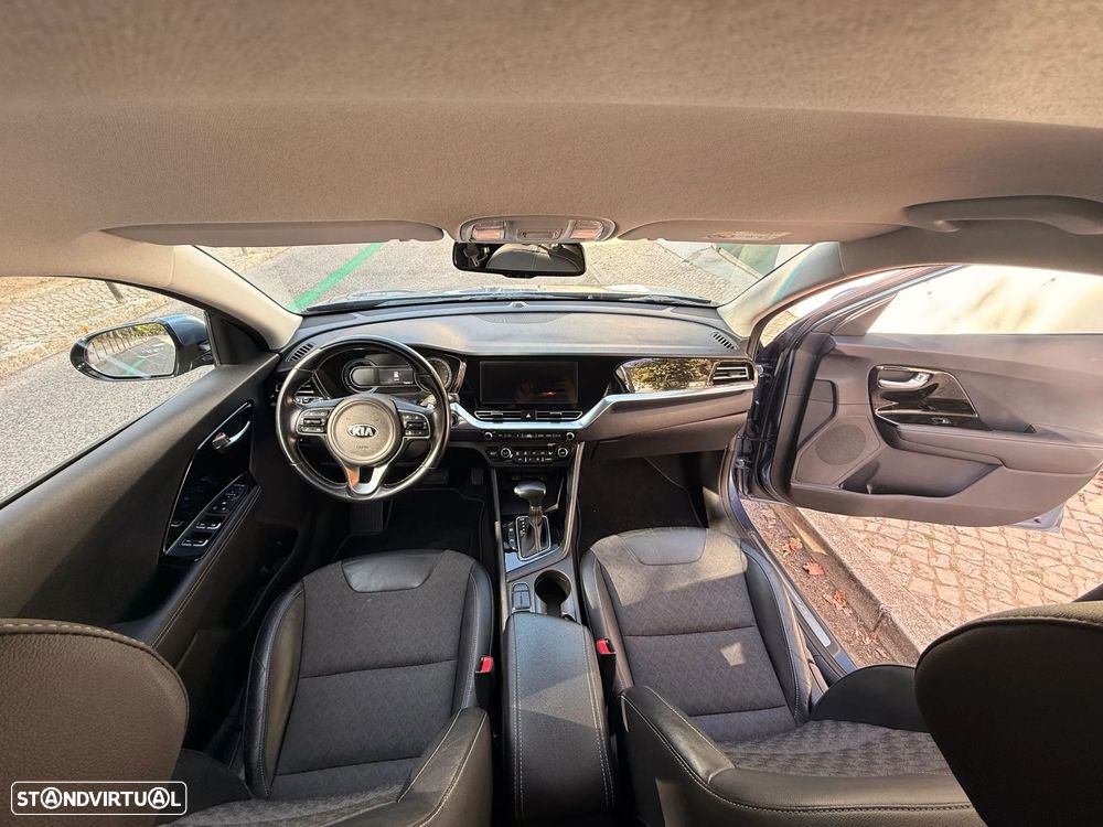 Kia Niro 1.6 GDi HEV Tech - 17