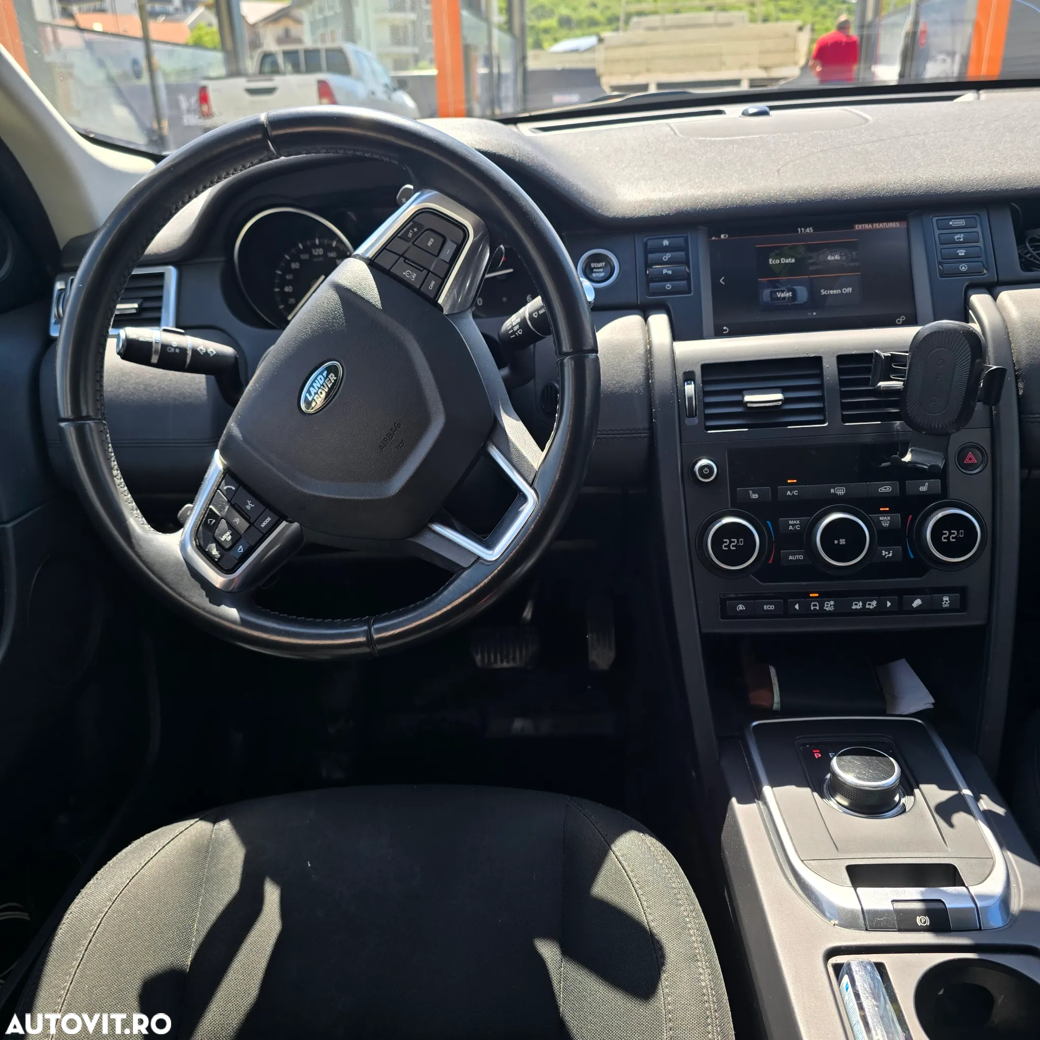 Land Rover Discovery Sport 2.0 l TD4 HSE Aut. - 7