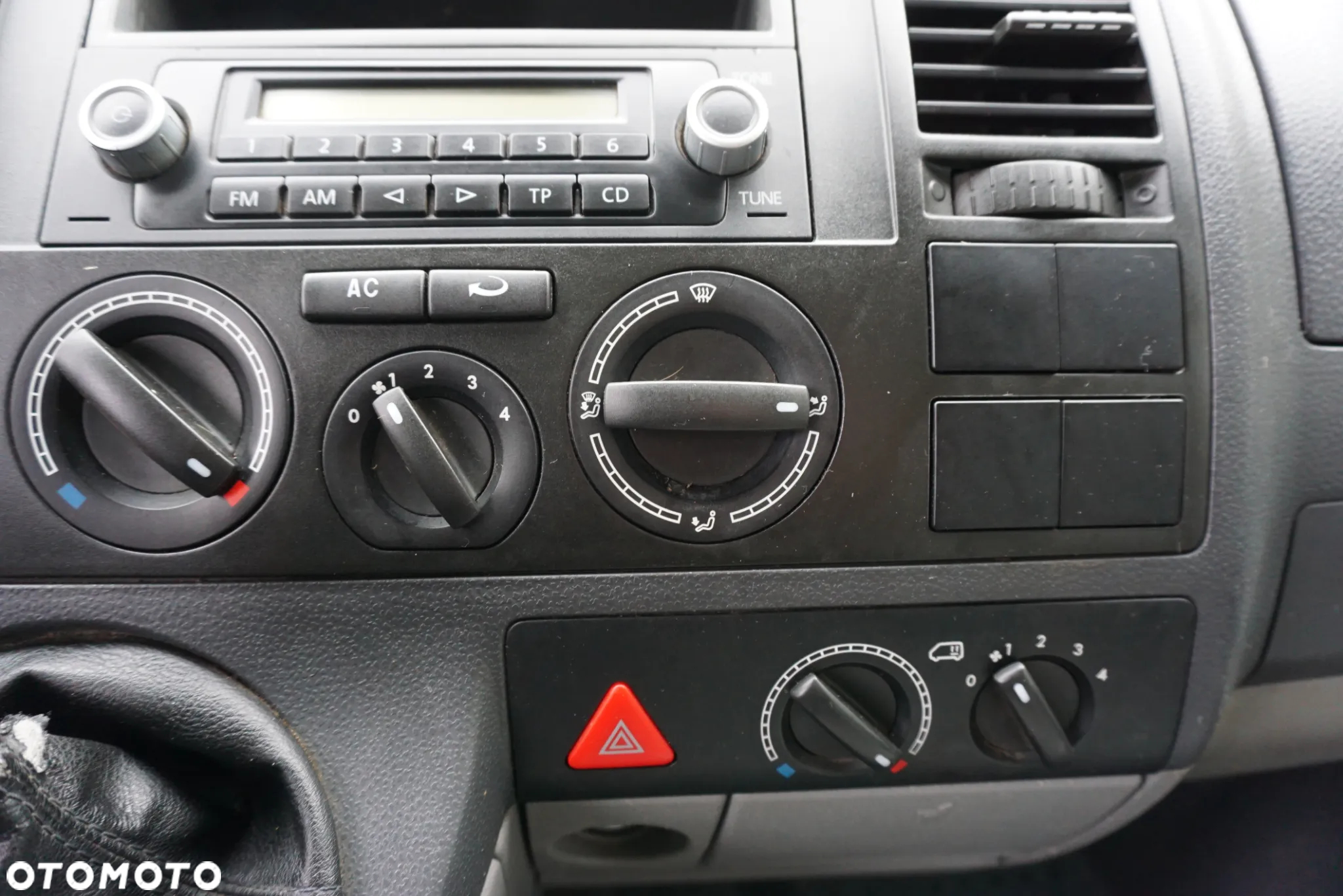 Volkswagen Transporter Caravelle Kurz DPF Comfortline - 15