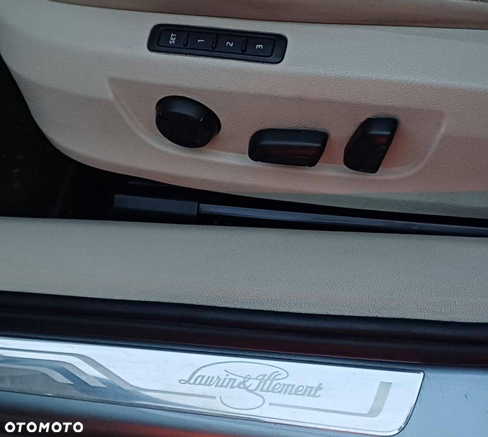 Skoda Superb 2.0 TDI L&K DSG - 12