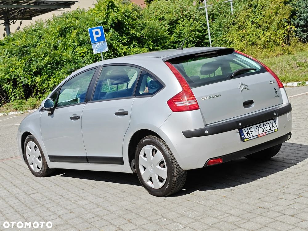Citroën C4 1.4 16V Advance - 14