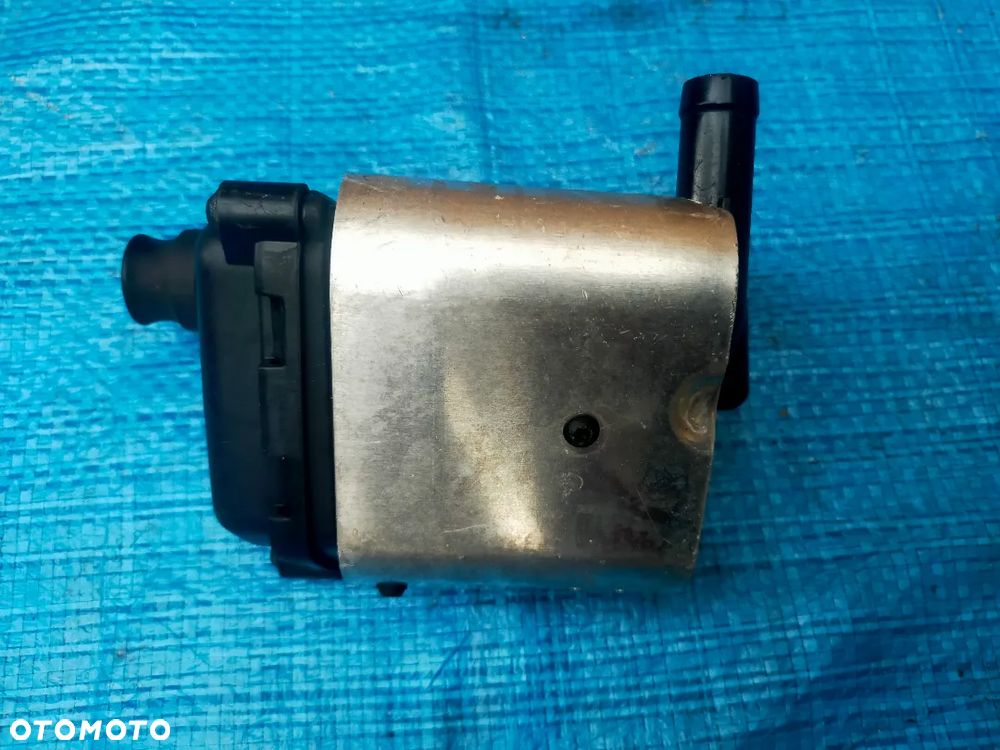 Mercedes W166 GLE Zbiorniczek Płynu Wspomagania A1663200114 - 5