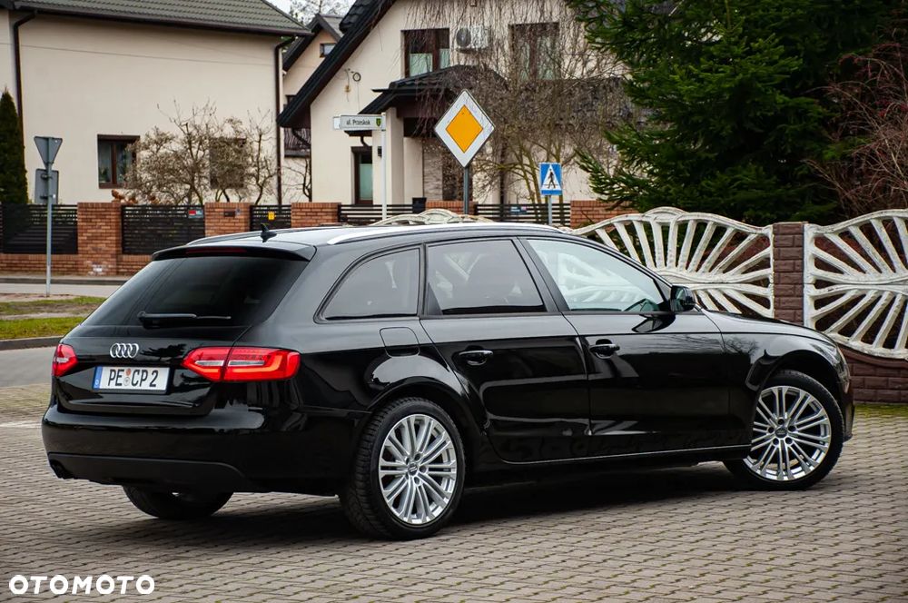 Audi A4 Avant 2.0 TDI DPF Ambiente - 16