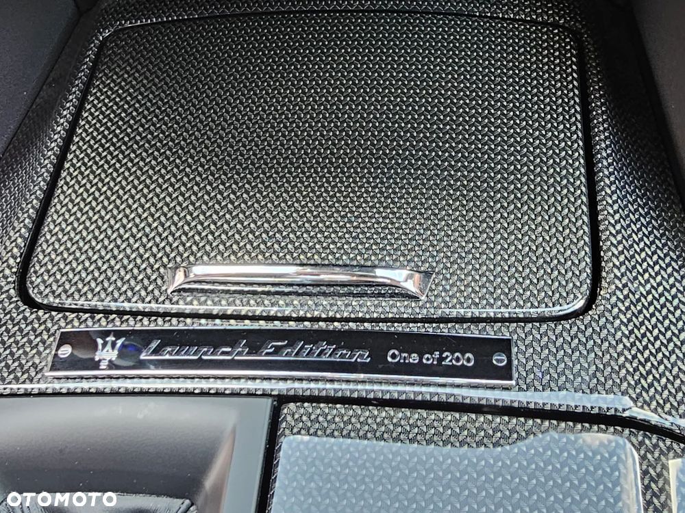 Maserati Levante GT Hybrid - 13
