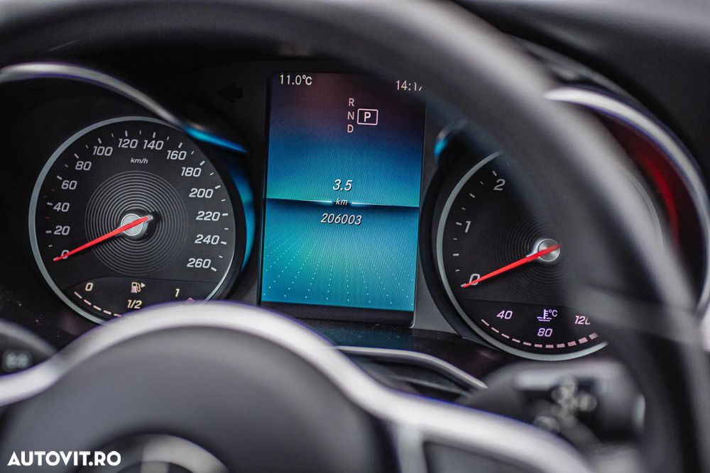 Mercedes-Benz C 220 d 4MATIC 9G-TRONIC - 11