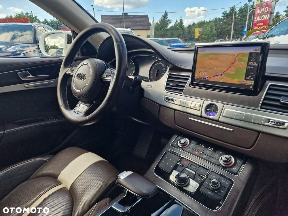 Audi A8 4.2 TDI DPF (clean diesel) quattro tiptronic Lang - 25