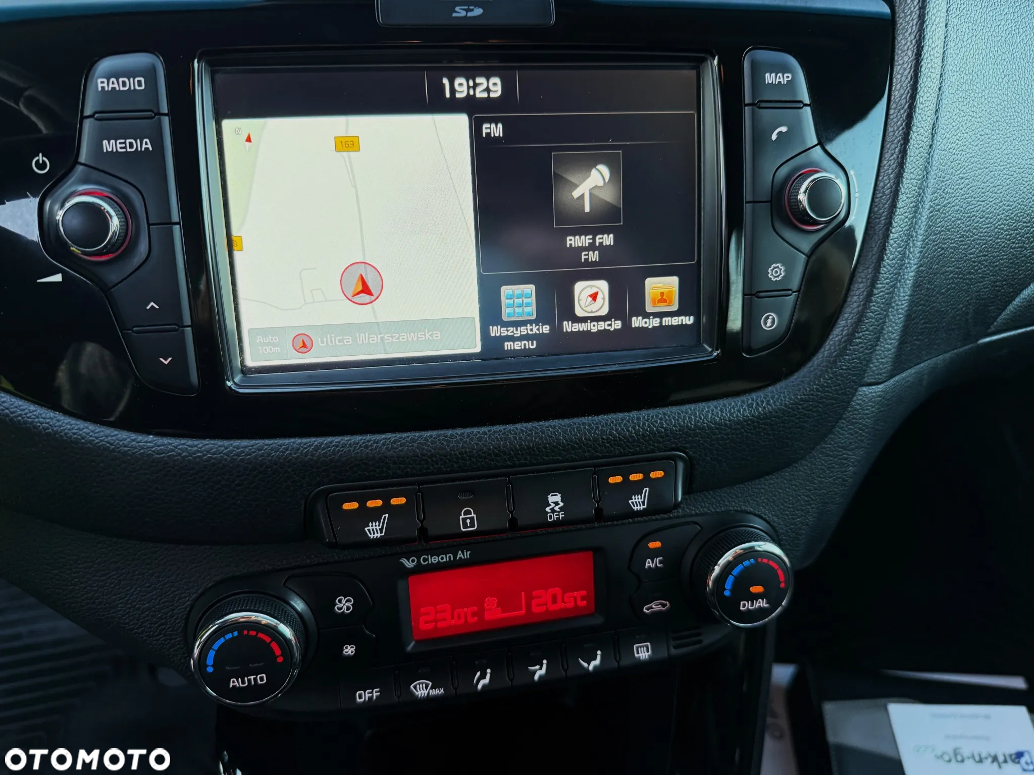 Kia Ceed 1.6 CRDi 136 ISG SW Platinum Edition - 17