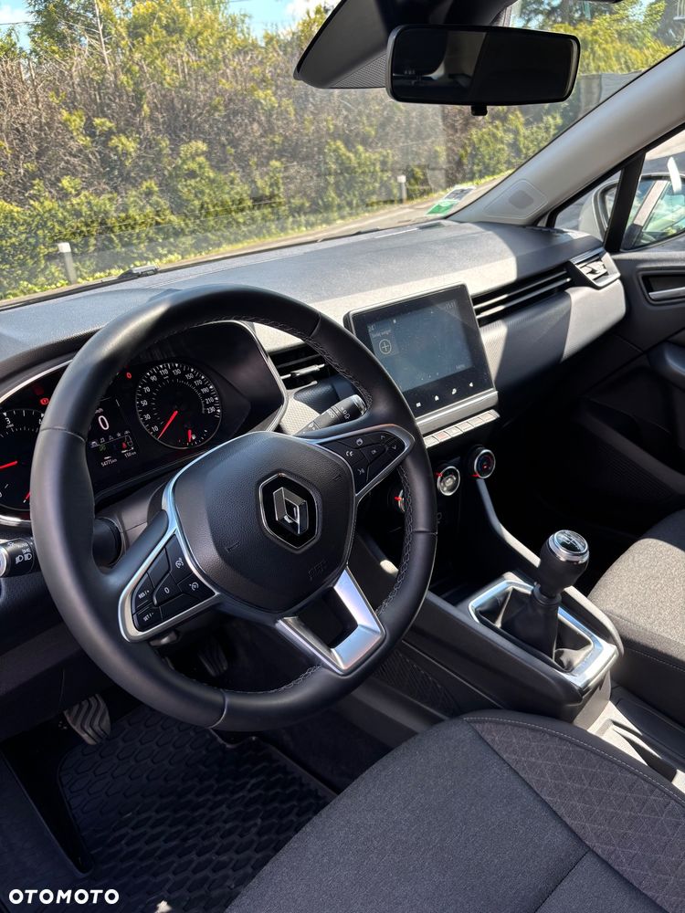 Renault Clio - 15