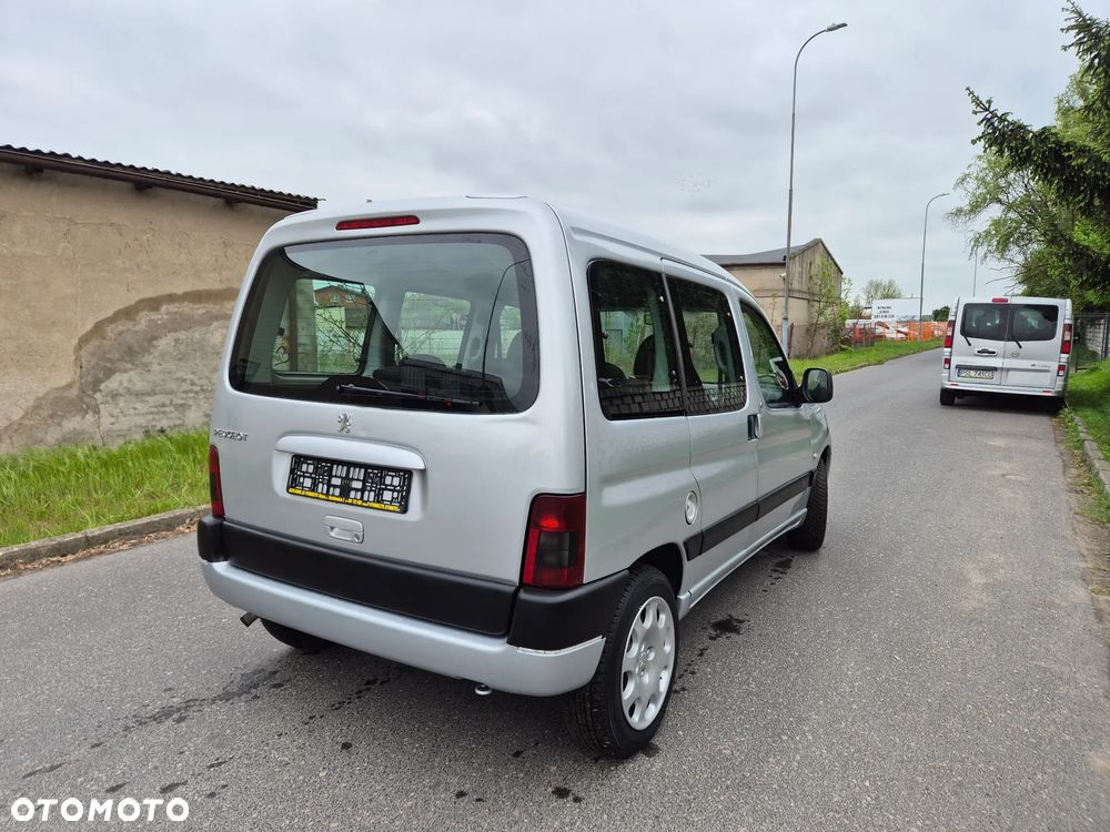 Peugeot Partner Kombi 110 Premium - 8