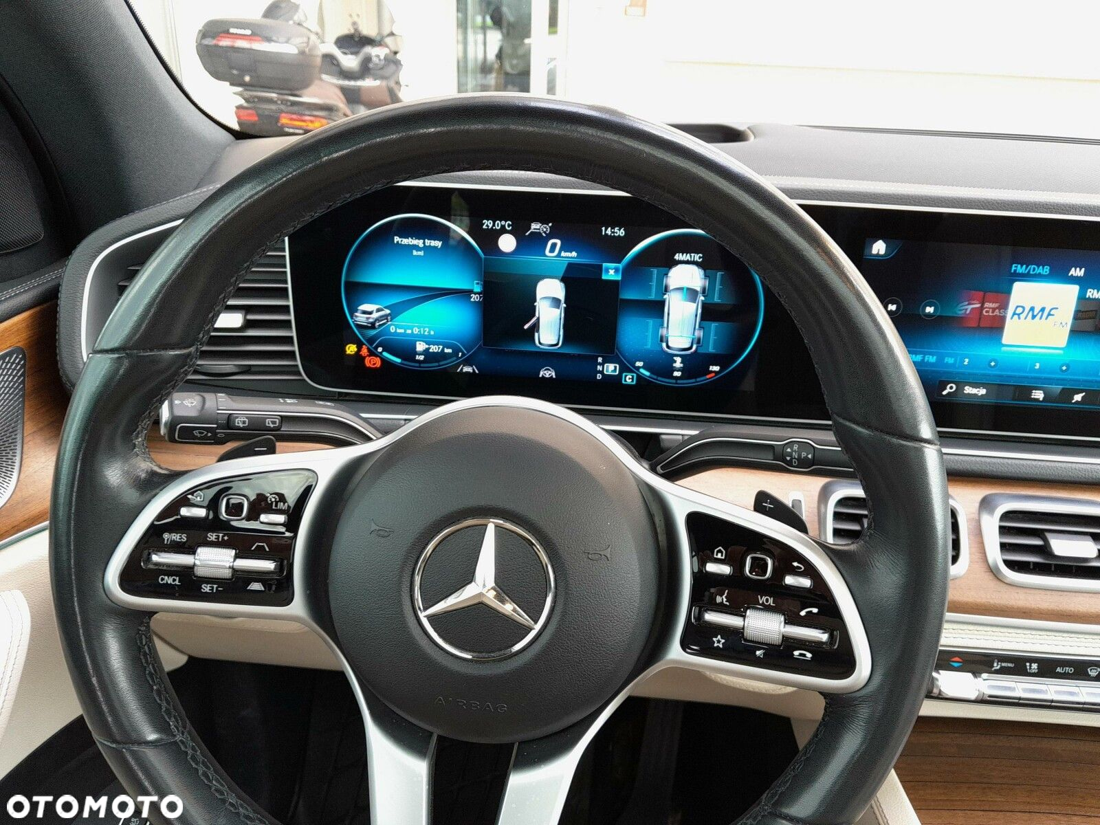 Mercedes-Benz GLE 350 d 4-Matic - 16