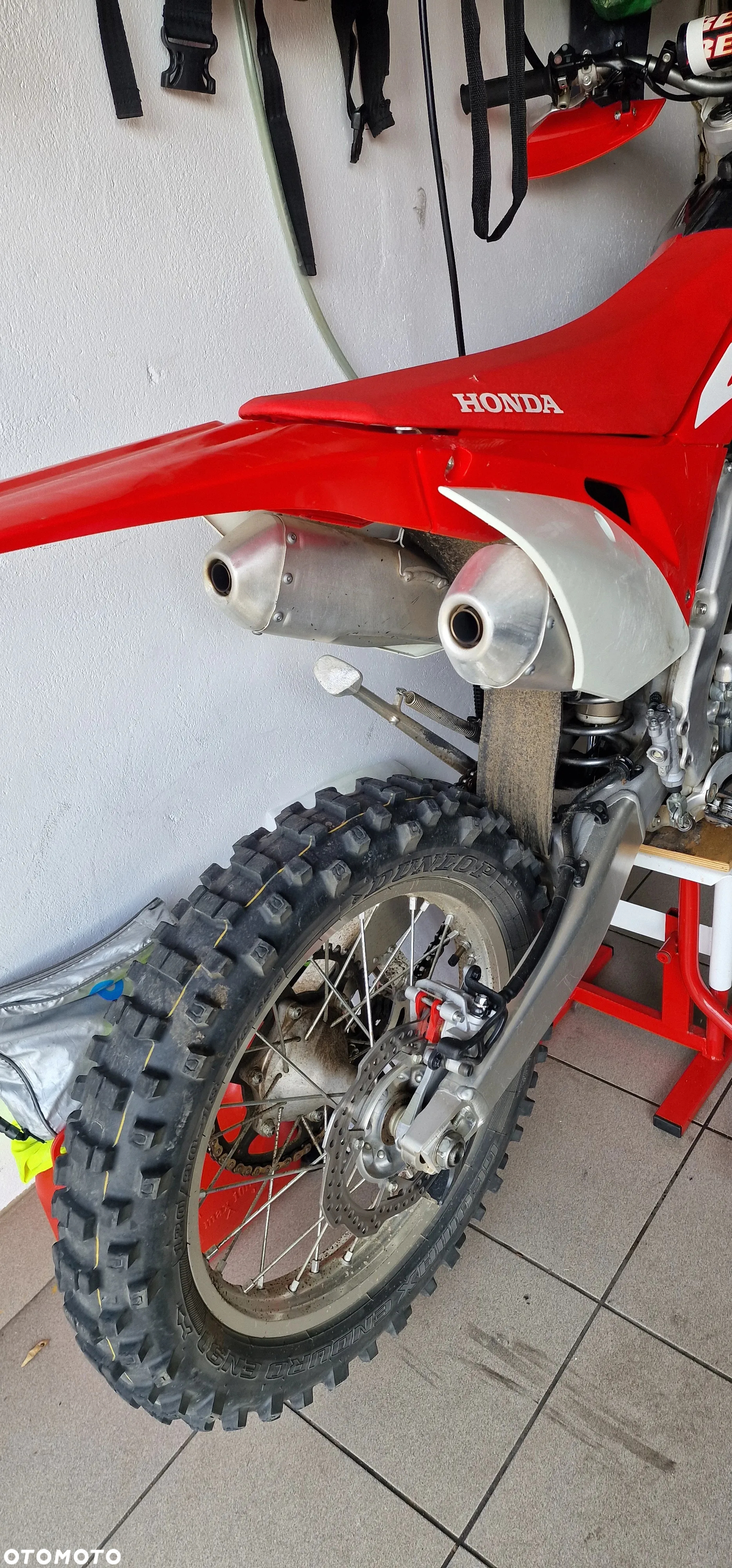 Honda CRF - 8