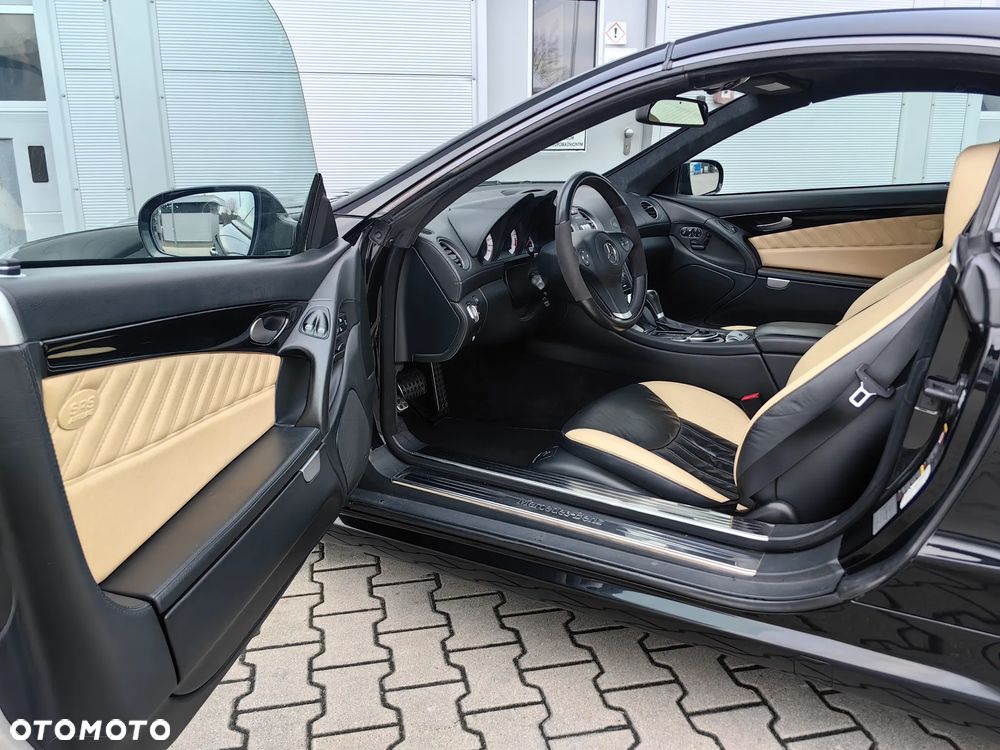 Mercedes-Benz SL - 28