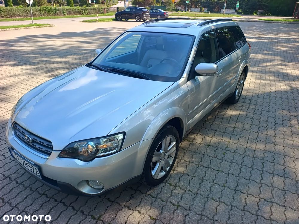 Subaru Outback 3.0 H6 - 4