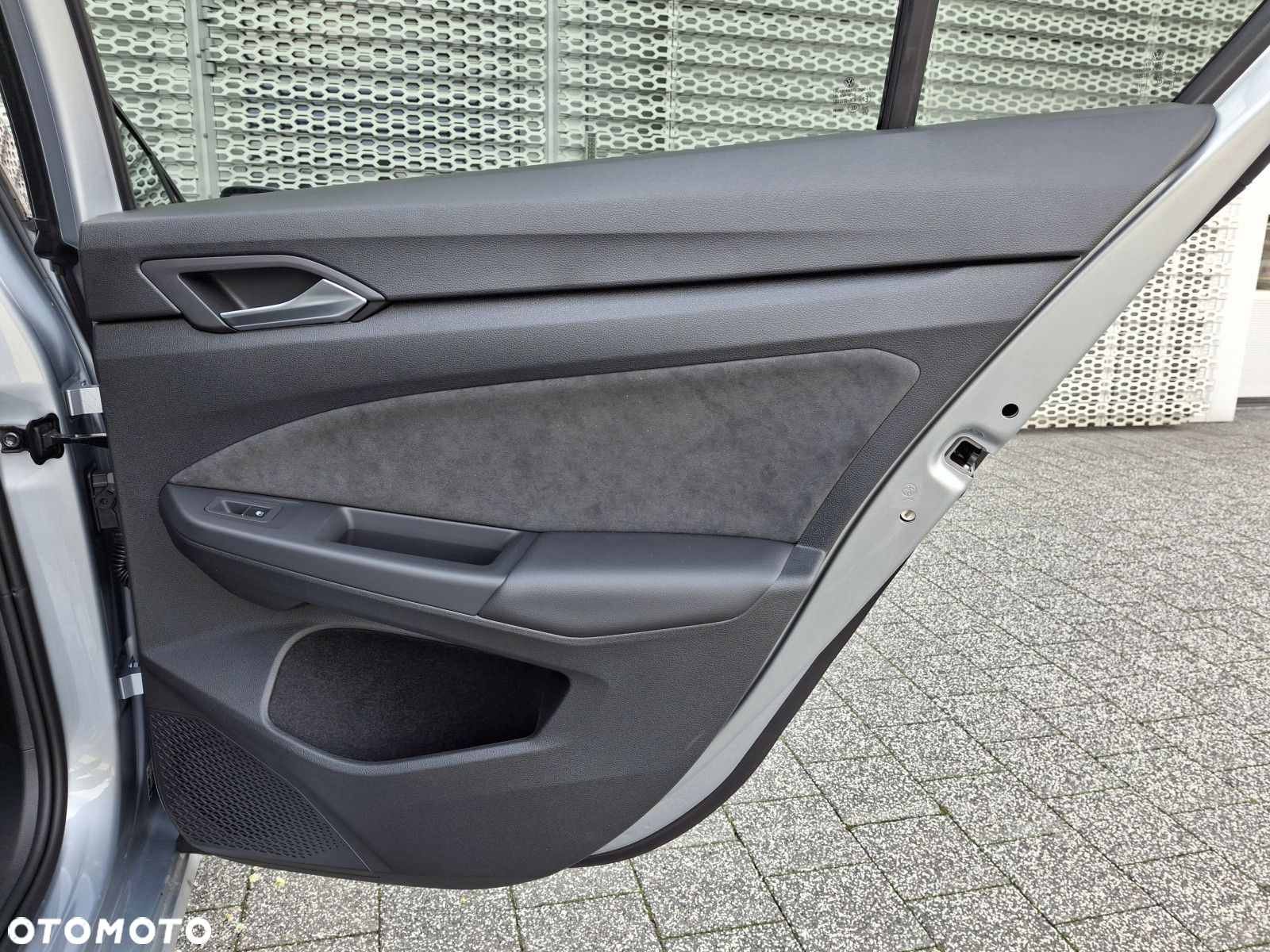 Volkswagen Golf VIII 2.0 TDI Life Plus - 16