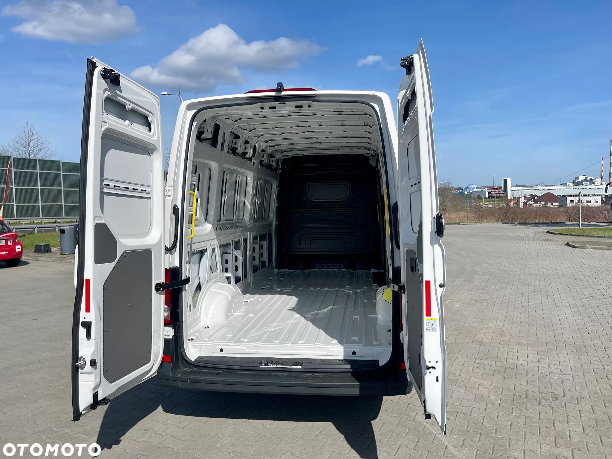 Volkswagen Crafter - 10