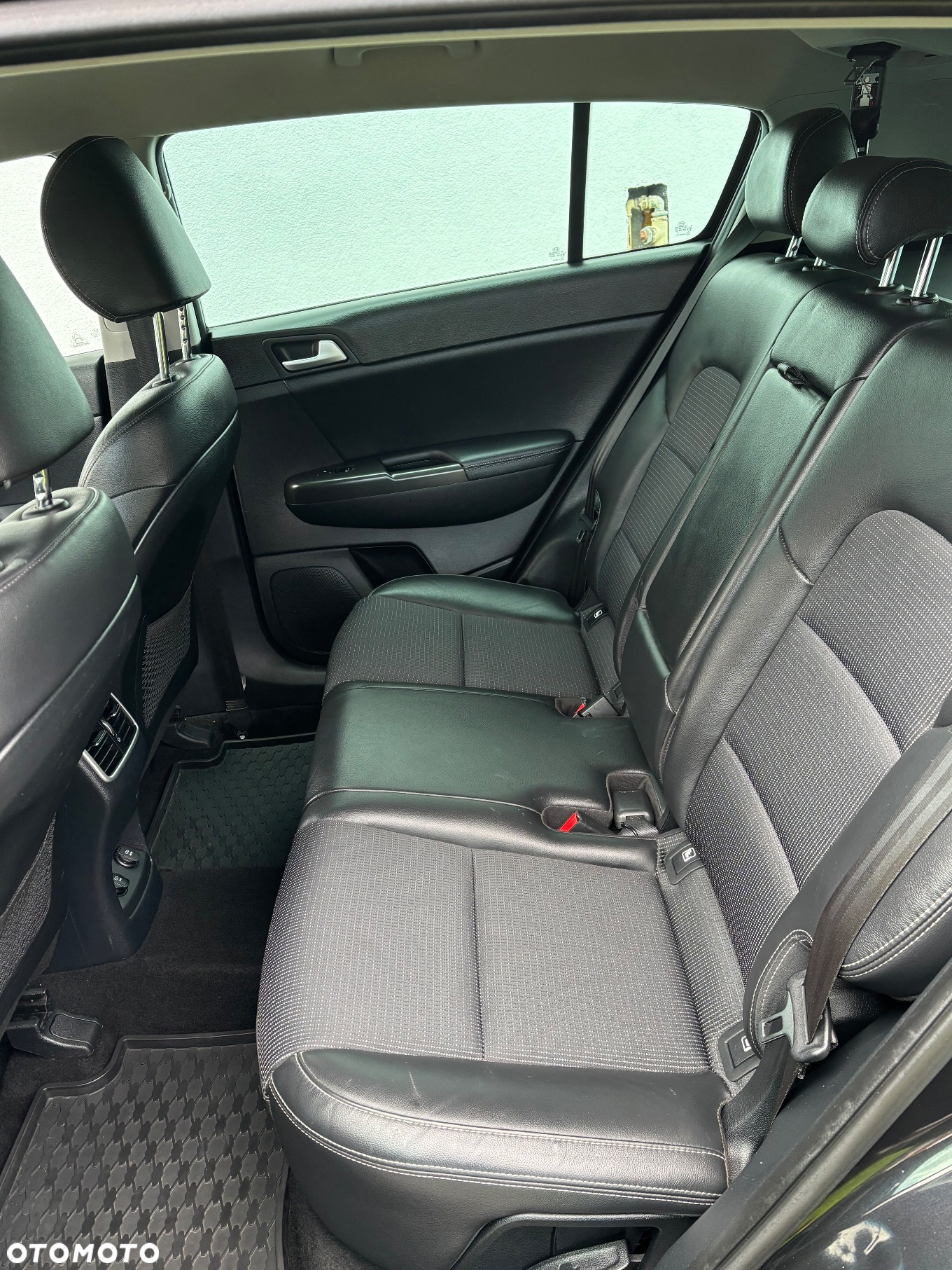 Kia Sportage 2,0 CRDI AWD Spirit - 22