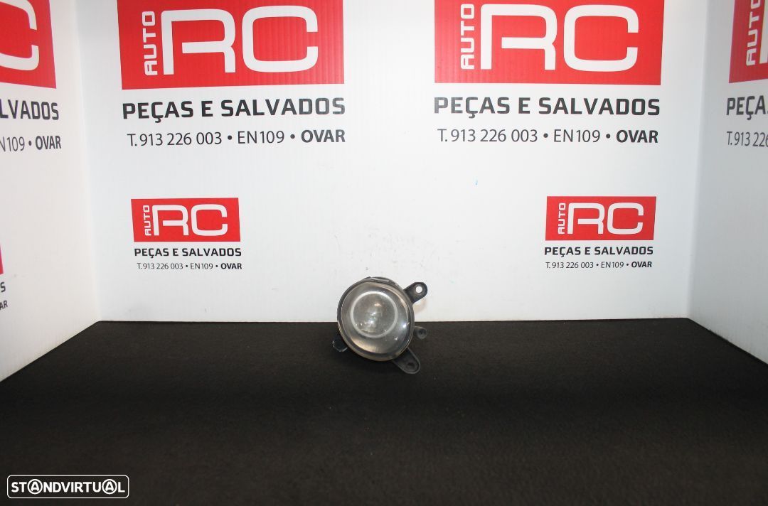 Farol Nevoeiro VW Passat - 1
