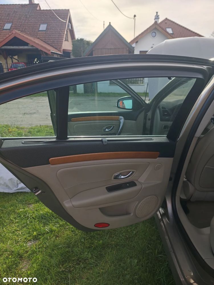Renault Laguna 2.0 16V Turbo Initiale - 21