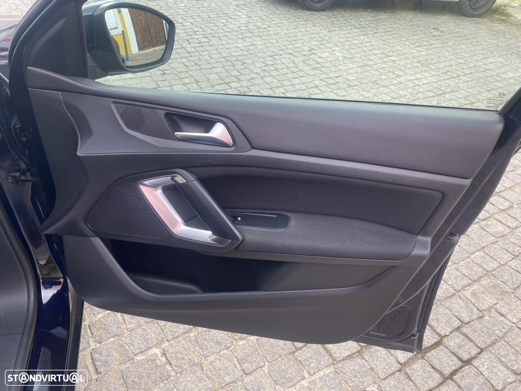 Peugeot 308 SW 1.5 BlueHDi Style - 27