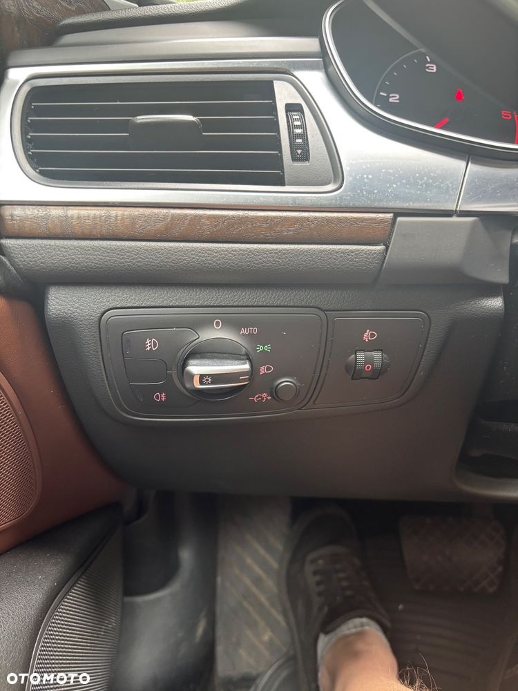 Audi A6 Avant - 10