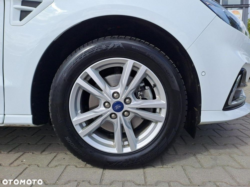 Ford S-Max - 12