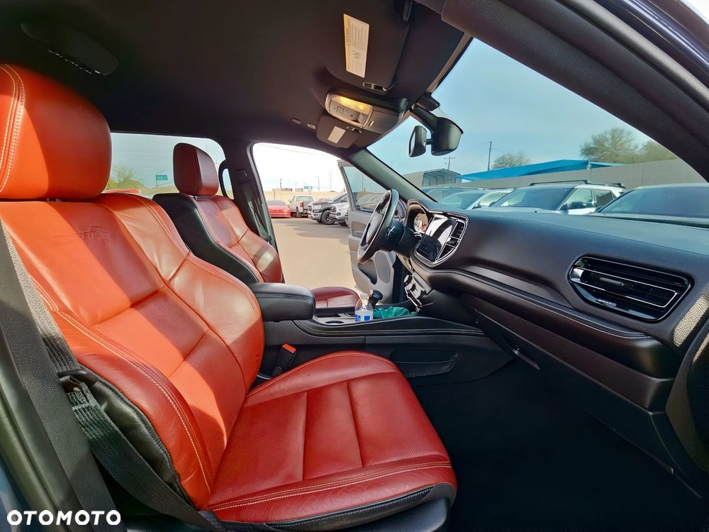 Dodge Durango 6.4 SRT - 7