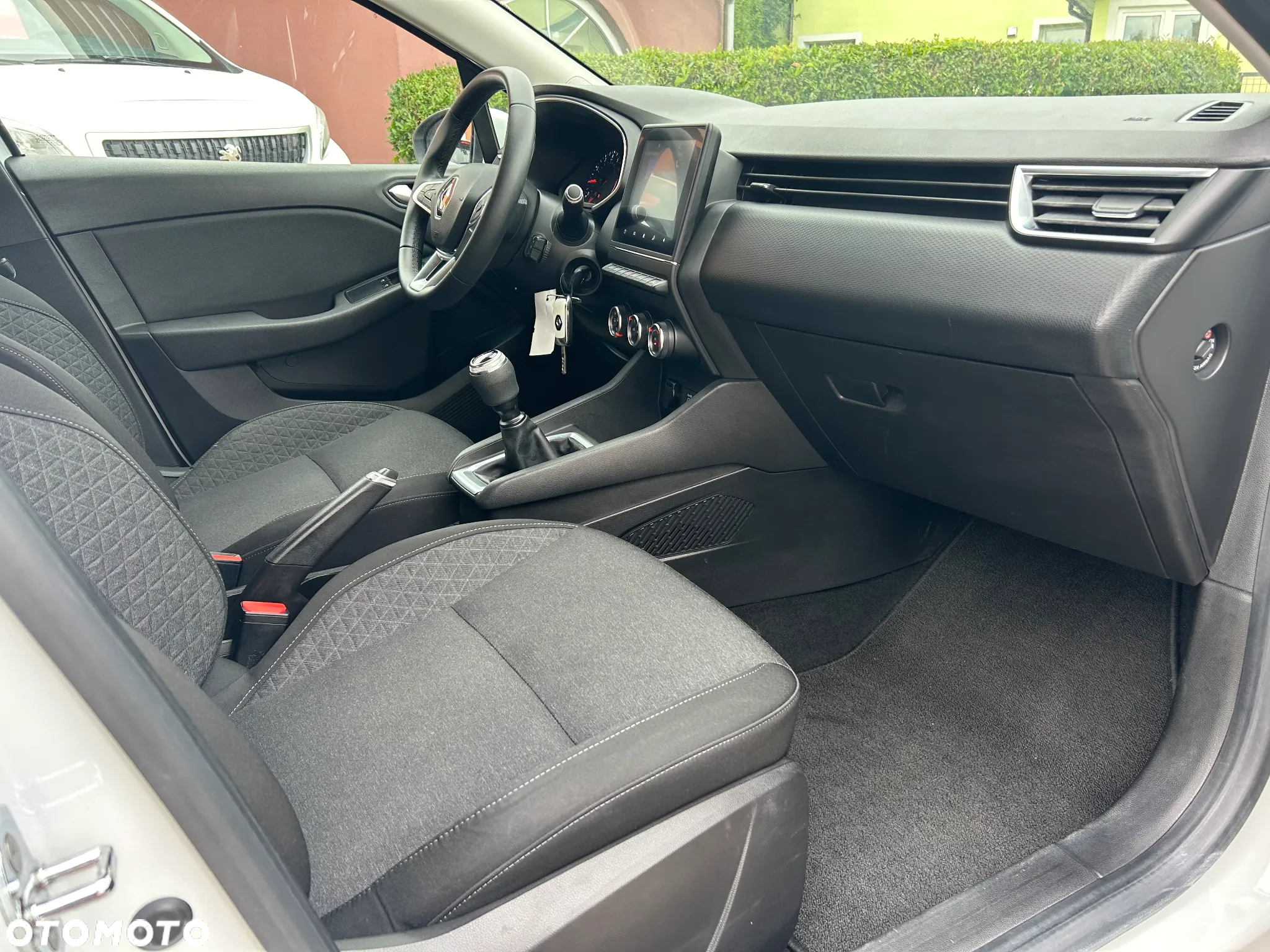 Renault Clio TCe 90 ESPIRIT ALPINE - 11