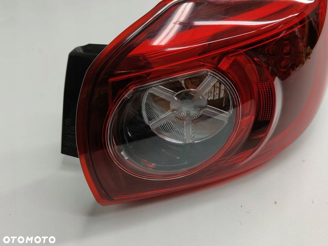 LAMPA PRAWY TYŁ PRAWA TYLNA MAZDA 3 III 220-41981 - 3