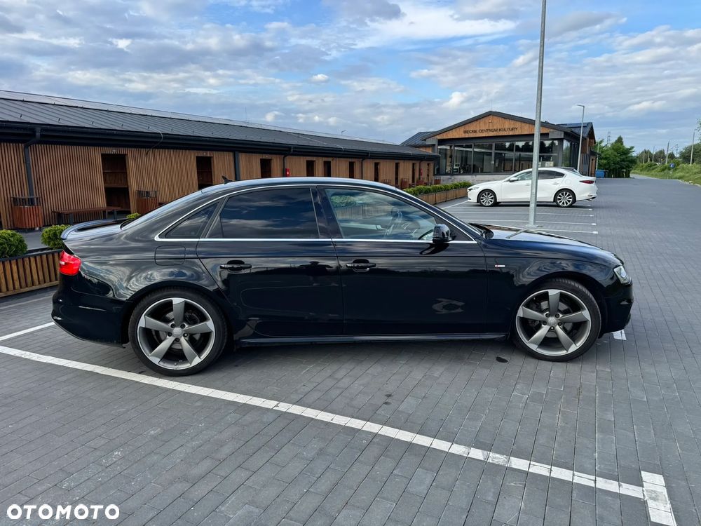 Audi A4 Limousine 2.0 TDI DPF quattro S tronic S line Sportpaket - 4