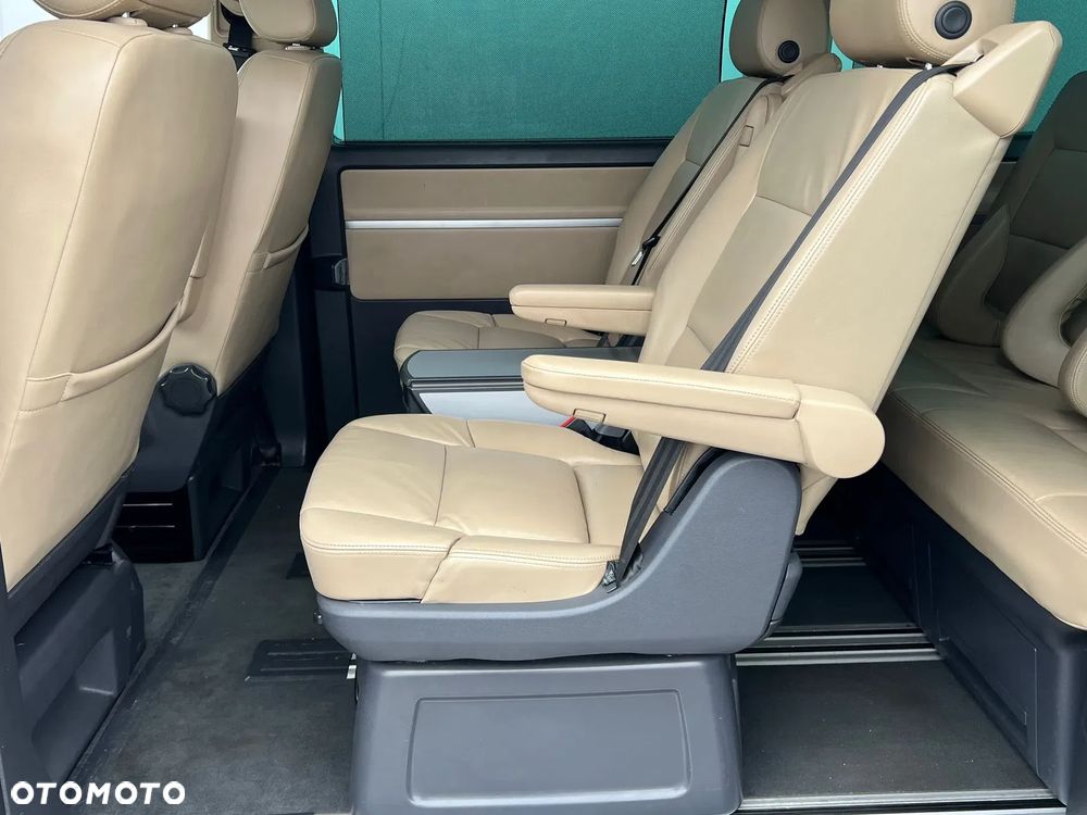 Volkswagen Multivan - 4