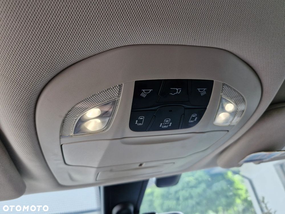 Chrysler Pacifica - 20