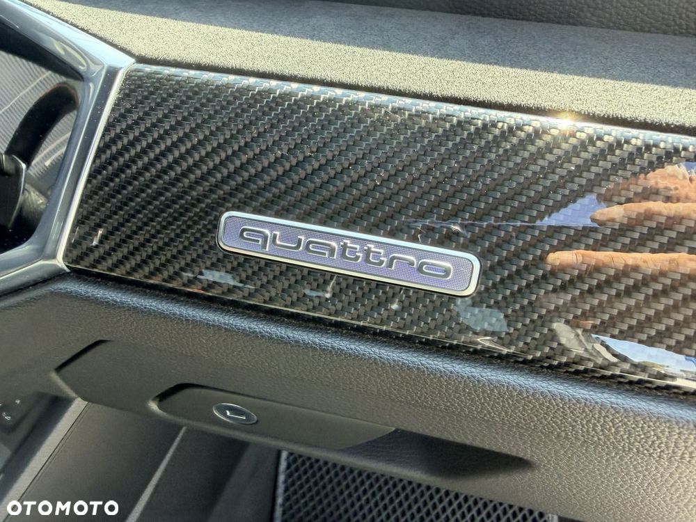 Audi RS Q3 2.5 TFSI quattro S tronic - 17