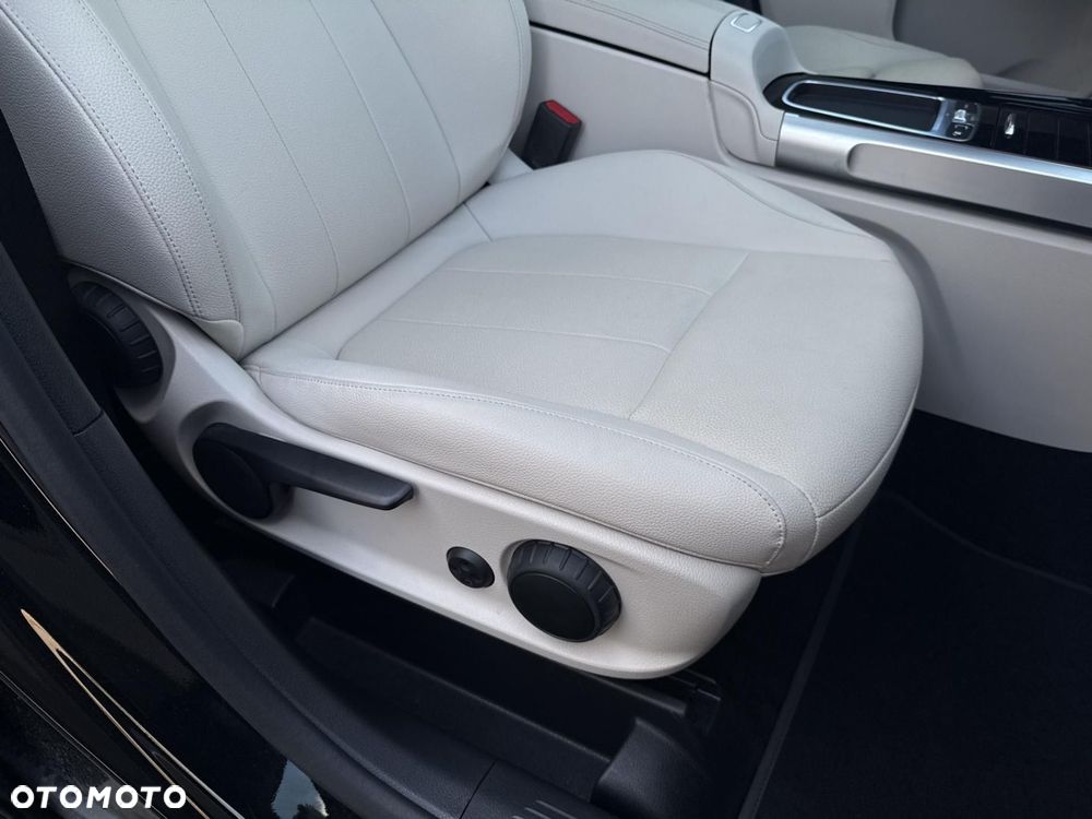 Mercedes-Benz GLB - 22