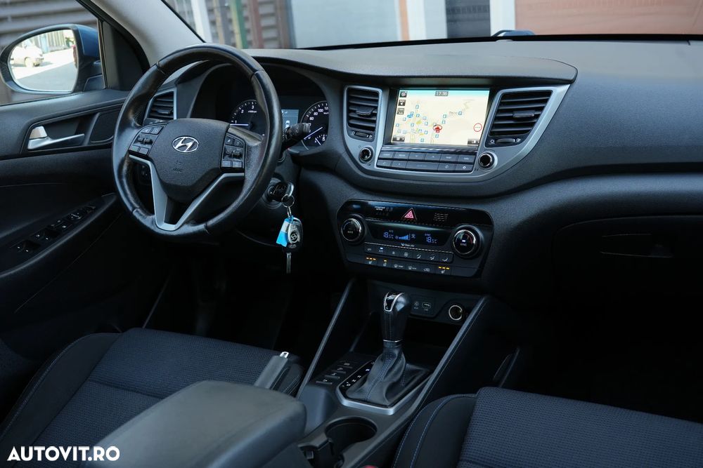 Hyundai Tucson 2.0 CRDI 4WD Automatik Style - 11