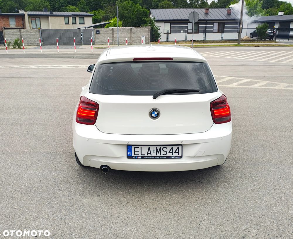 BMW Seria 1 118d Sport Line - 9