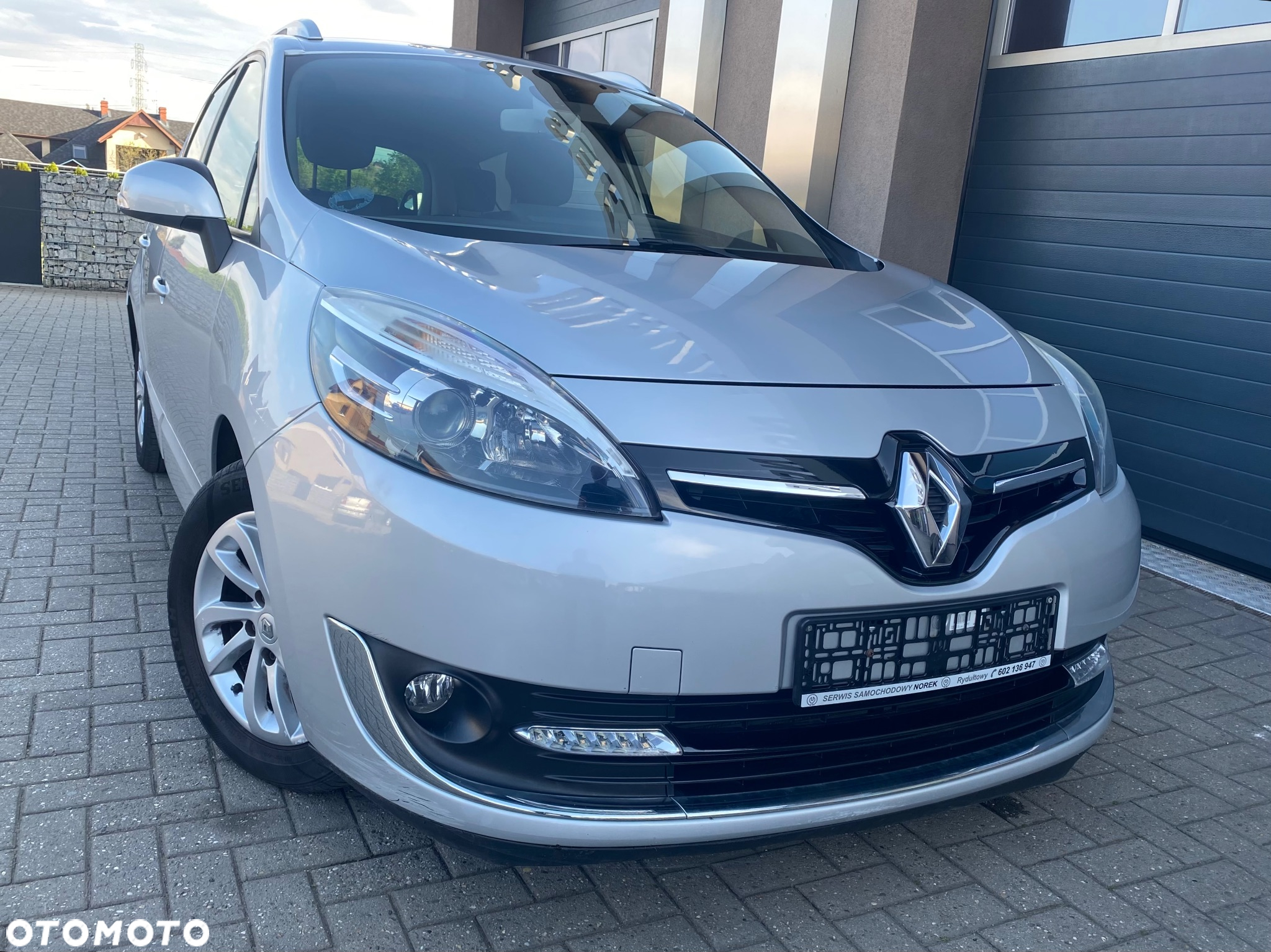 Renault Grand Scenic - 3