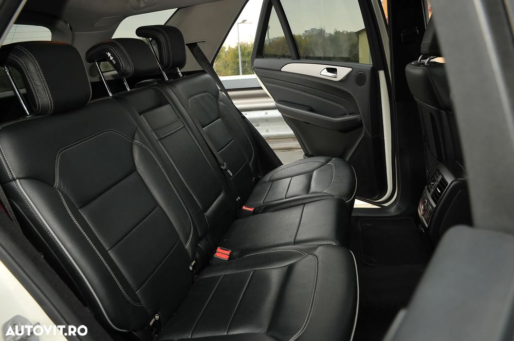 Mercedes-Benz ML 250 BlueTEC 4MATIC 7G-TRONIC - 17