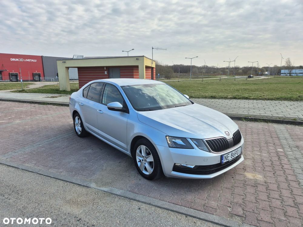 Skoda Octavia 1.6 TDI SCR Ambition - 3